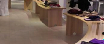 Table showroom Fa&ccedil;onnable